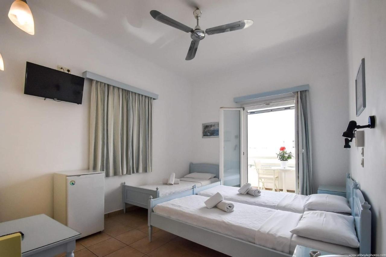Hotel Ivi Drios Buitenkant foto